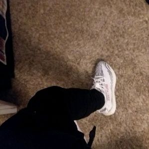 Meet your Posher, Charles